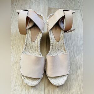 Vince Tan Suede Espadrille Wedge Sandals Size 9